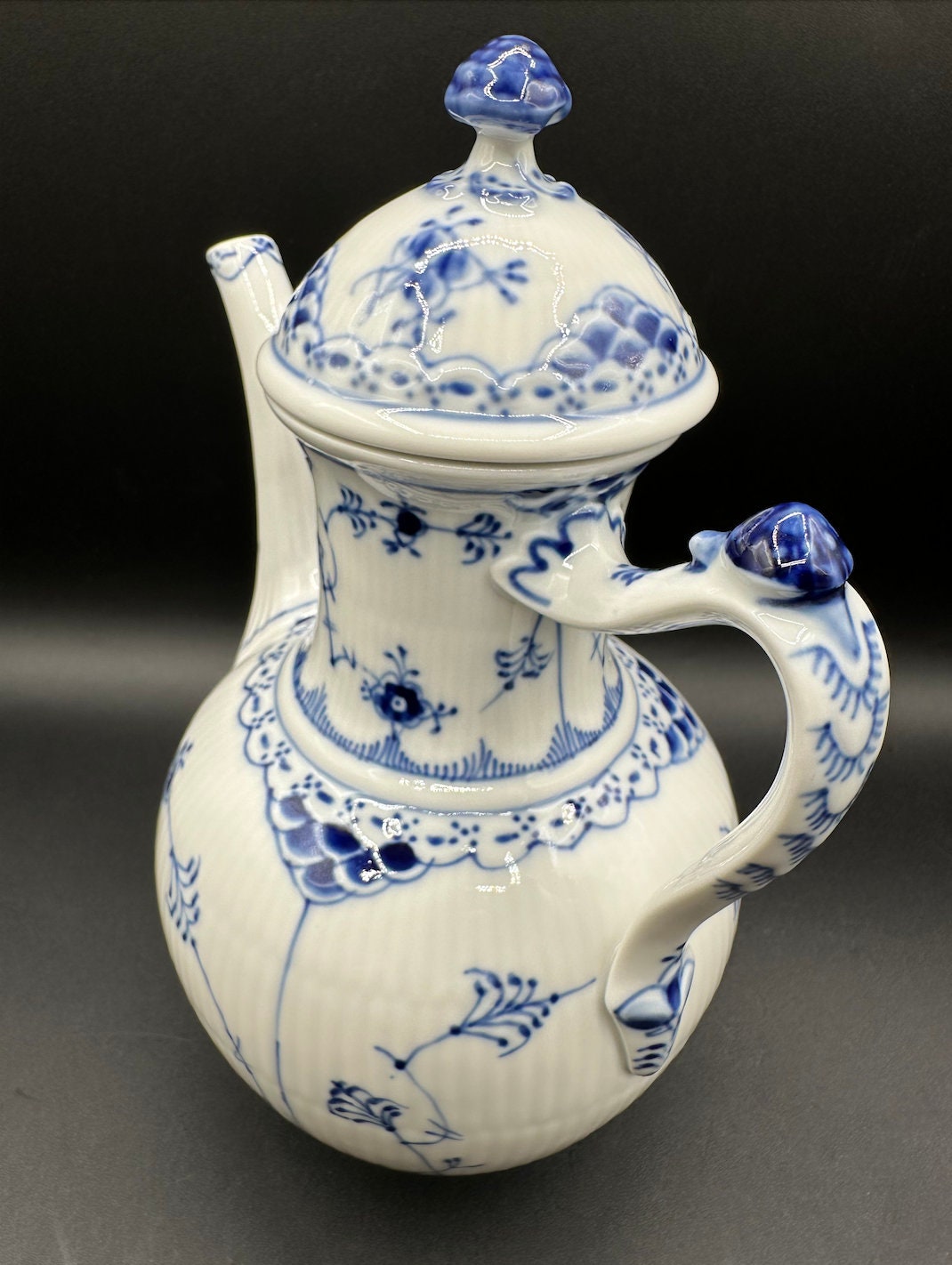 ロイヤルコペンハーゲン ブルーフルーテッド ハーフレース コーヒー ロイヤルコペンハーゲン ブルーフルーテッド ハーフレース コーヒー