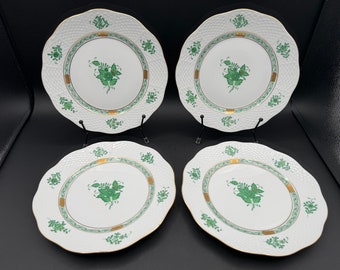 RARE Set of 4 HEREND Chinese Bouquet Green (AV) Hand-painted 8 1/8 in Dessert Luncheon/Salad Plates, Accents of 24kt Gold, Perfect Condition