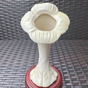Vintage BELLEEK Ireland Epergne Vase 7”, Green Mark, Excellent Condition