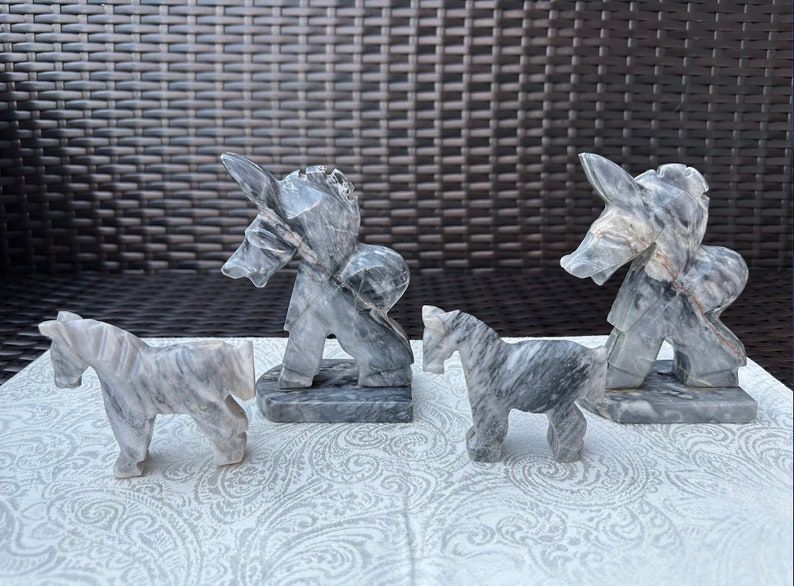 Figurines d'âne et serre-livres vintage rares en pierre d'onyx gris, 4 pièces, sculptés à la main image 4
