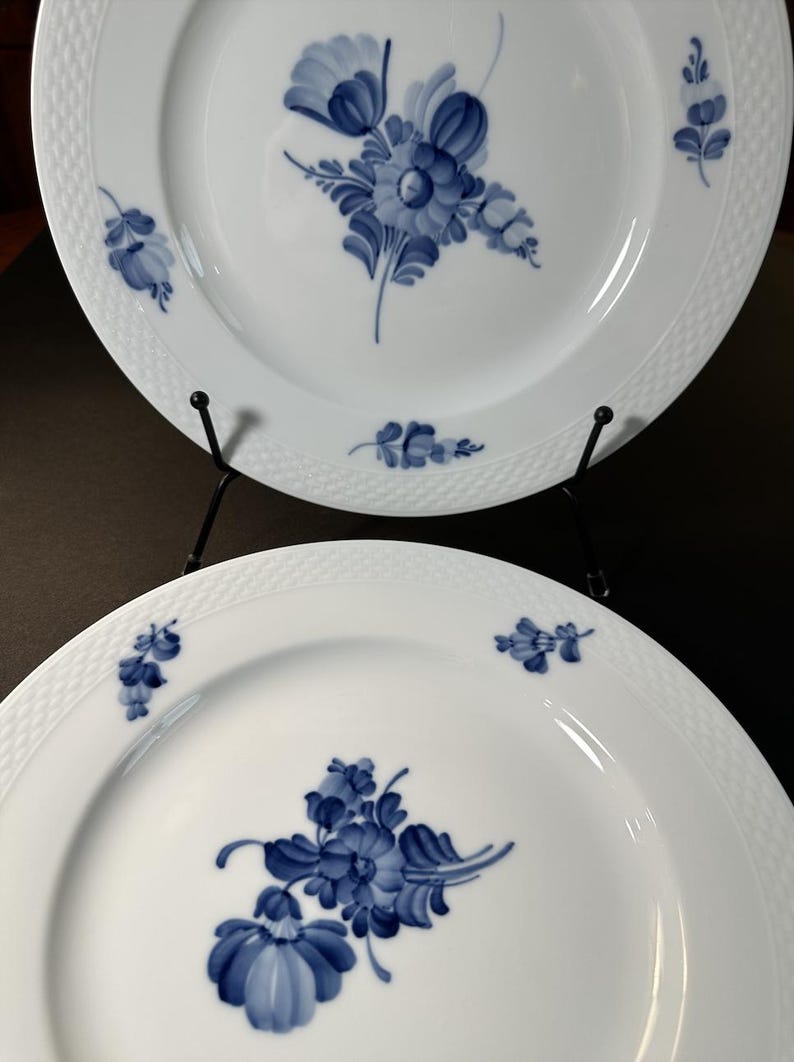 Royal Copenhagen Braided Flowers Dinner Plate - Thumbnail 4
