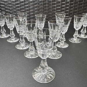 Magnificent Set of 12 WATERFORD CRYSTAL KYLEMORE 4&#39;&#39;H Cordial Glasses, Criss Cross/Box & Vertical Cut, Pristine Condition