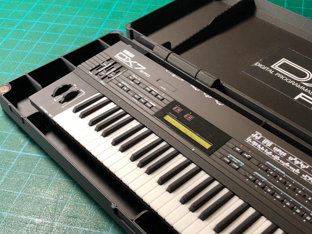 Miniature Yamaha DX7 II FD Synthesizer: 1/6 Scale Collectible With