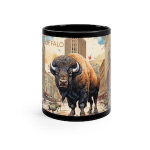 Majestatyczny bawół stojący dumnie w Buffalo City | Oszałamiająca scena miejskiej przyrody uchwycona na kubku | Unikalny lokalny punkt orientacyjny na ulicy w centrum miasta