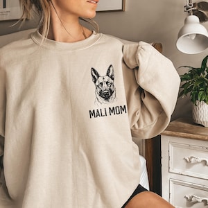 Malinois Mom Sweatshirt, Belgian Malinois Mom, Dog Lover Sweatshirt, Maligator Mom Shirt, Belgian Malinois Sweatshirt, Dog Mom Sweatshirt