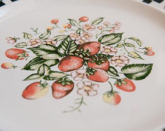 Vintage Strawberry Fields Stoneware Plate: 90s Gibson Checkered
