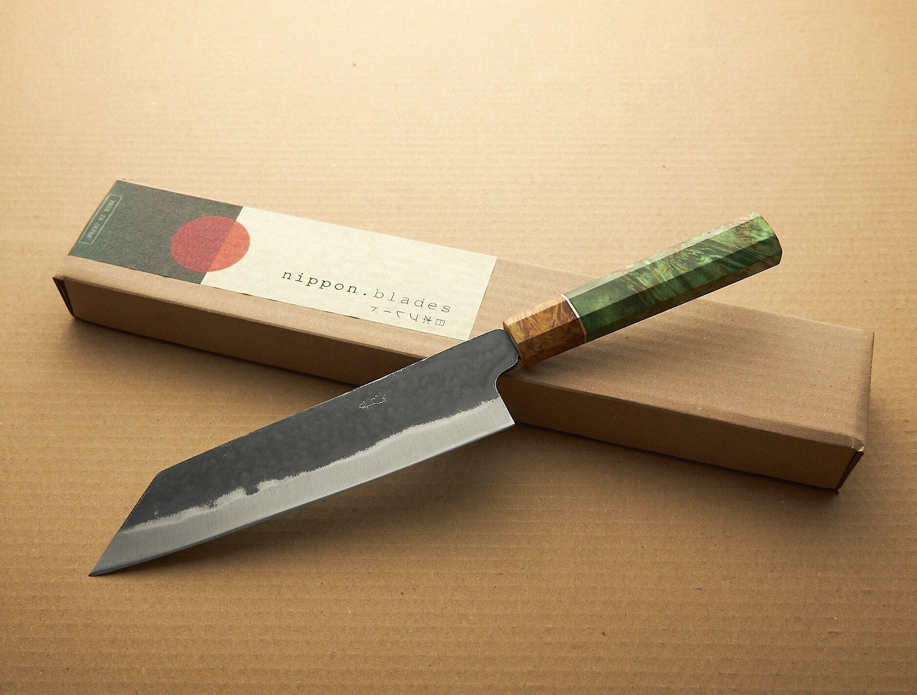 couteau japonais bunka aogami #2 190 mm forgé à la main en acier au carbone - lame fabriquée saga japon par yoshida