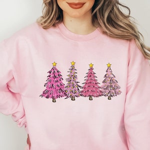 Roze kerstboom sweatshirt, vakantie kersttrui, kerstboom shirt, vakantie tee voor dames, winter crewneck