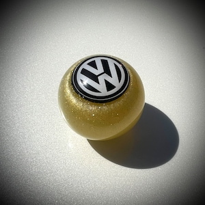 2&#39;&#39; Round V W  Shift knob