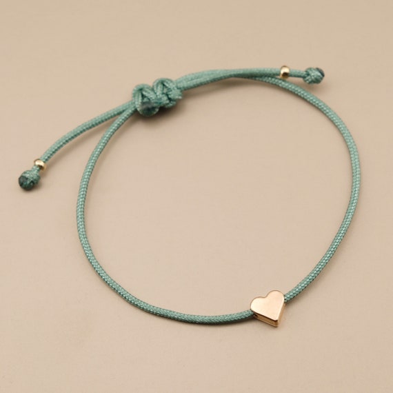 Friendship bracelet with heart, macrame bracelet, adjustable handmade jewelry band accessory, a gift for your loved one