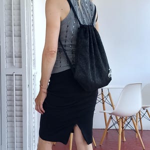 Drawstring backpack - lightweight- gift for her - Mochila saco de tela hecha a mano - ligera y elegante