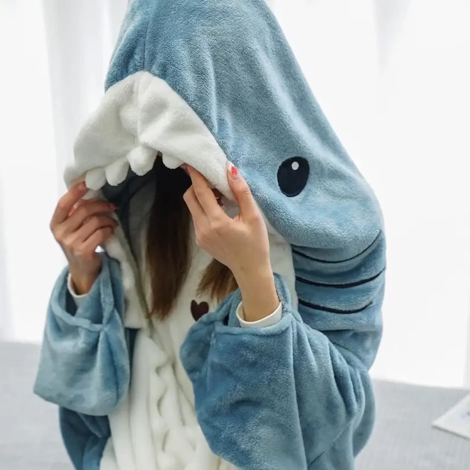 Pijama Con Estampado De Tiburón Azul Para El Hogar