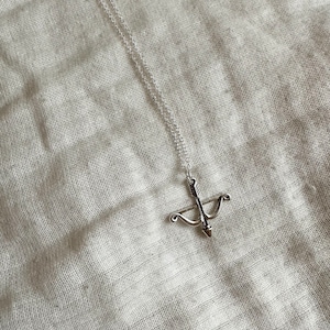 The Archer Necklace