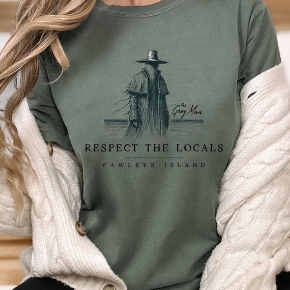Gray Man of Pawleys Island Tee | Vintage Style Spooky T-Shirt | Coastal Ghost Legend | South Carolina Folklore | Haunting Halloween Apparel