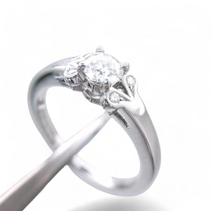 0.73 CTTW White Dimaond Cartier Ring Platimun 5.5 Us 5.1g