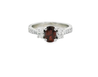 1.23 Ruby& White Diamond Ring in Platinum 7.75us. 8.33g.
