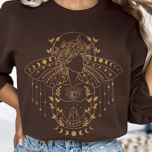 Witchy Sweatshirt Boho Spiritual Shirt Mystical Moth Sweater Celestial Butterfly Moon Phase Crewneck Aesthetic Whimsical Hippie Pullover Y2k