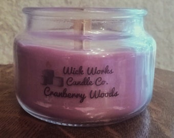 Wood Wick 10 oz. Soy Candle - Cranberry Woods