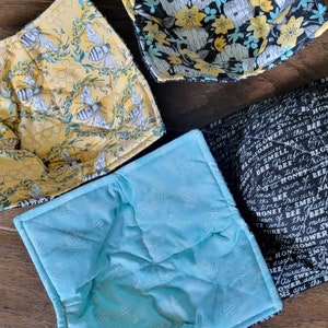 Quilted Bowl Cozies set of 4, Bee Yourself