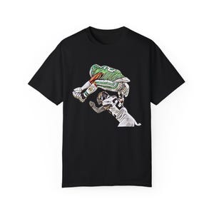Saquon Barkley Hurdle Backwards Jump T Shirt, Kelly Green Jersey, Comfort Colors, Philadelphia Football, Unisex Comfy Shirt