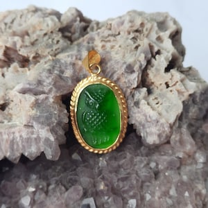 Intaglio Glass Pendant Owl , Glass Art Intaglio Silver Pendant Ancient Greek Art Vintage Charm 24K Gold Over