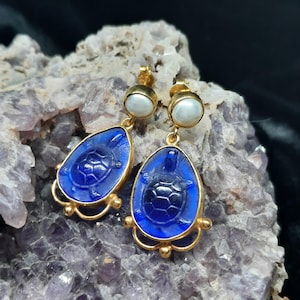 Glass Art Intaglio Glass Turtle Earrings Intaglio Silver Ancient  Art Vintage Over 24K Gold