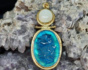 Intaglio Glass  Rose Pendant with Moon Stone, Glass Art Intaglio Silver Pendant, Ancient Art Vintage Charm 24K Gold Over