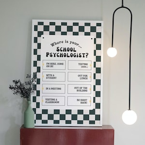 Wo ist Ihr Schulpsychologe schwarz kariertes Schild (Instant Digital Download)