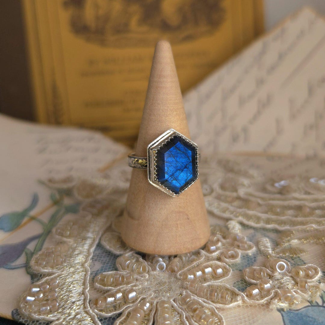 Sterling Silver Labradorite Noir Ring - Etsy Israel