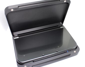 New Nintendo 3DS XL Hardshell Magnetic Slim Travel Case