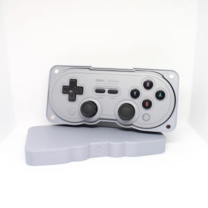 8BitDo SN30 Pro Hardshell Magnetic Case - Travel Case for Retro Video Game Controller