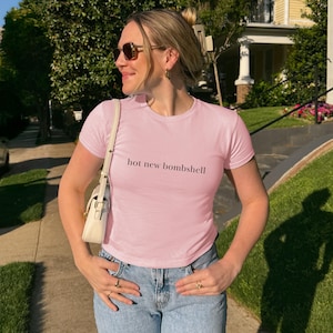 Love Island Shirt Reality Tv Lover Gift Idea Bachelorette Crop Top Trending Fashion Summer Beach Party Outfit Hot New Bombshell Baby Tee