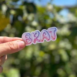 Pegatina de Brat, letras de globo de burbujas, lindas ideas de regalo, pegatina resistente al agua de color rosa, estética retro y elegante para chicas