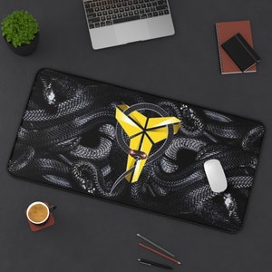 Kobe Bryant Mamba Snake Themed 12x18, 12x22, 31x15,5 Zoll Große / Mittel / Kleine Größen Gaming-Mauspad