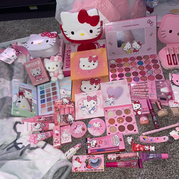 Small hello Kitty bundle