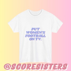Put damesvoetbal op tv-shirt, grafisch shirt, shirt uit de jaren 00, voetbalmode, damesvoetbal, Y2K-shirt