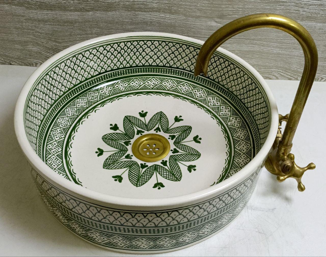 モロッコアンティーク皿　壁掛け MoroccoCraftsUSA - Etsy 日本
