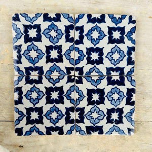 Carreau Zellige Marocain Bleu Peint à la Main 10 x 10 cm – Carreau Mural en Céramique Fait Main en Forme d'Étoile, Crédence de Cuisine, Mosaïque de Salle de Bain, Couleurs Personnalisées