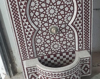 Fuente de zellige marroquí hecha a mano: fuente de agua de pared con mosaicos