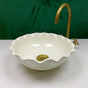 Elegant White Ceramic Sink – Handmade Moroccan Vessel Basin with Gold Wave Rim – Artisan Countertop Sink for Bathroom or Powder Room