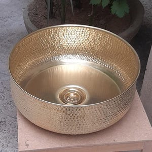 Luxurious Hammered Brass Round Sink – Handmade Above Vanity Bathroom Sink, Countertop Basin with Warm Brass Tone, Moroccan Home Decor