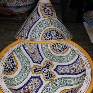 Handmade Moroccan Clay Tagine Pot, Lead-Free Ceramic Cooking Dish with Lid,Slow Cookware for Kitchen, Artisan Tagine, Clay Serving Pot Decor