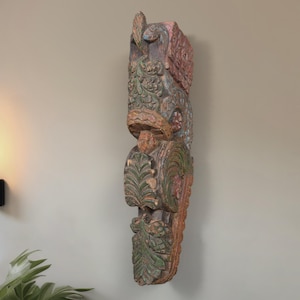 Vintage Wooden Wall Mount Decor Hand Crafted Indian Traditional Floral Bracket Artisan Hand Painted Decorative Corbel Sculpture Wall Art