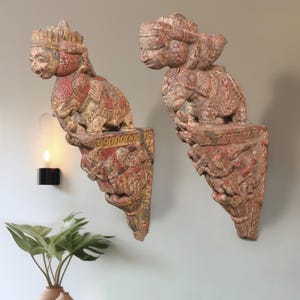 Vintage Wooden Wall Mount Decor Handmade Indian Traditional Wall Art Man Riding Elephant Figurines Artisan Hand Painted Decorative Sculpture