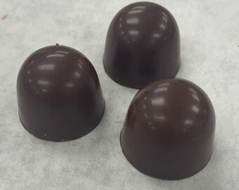 Bonbons au chocolat et au caramel salé : guide pratique étape par étape