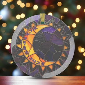 Eclipse 2024 Ornament, Faux Stained Glass Total Eclipse 2024 Gift, Glass Christmas Tree Ornament, Eclipse Memorabilia Collectable Ornaments