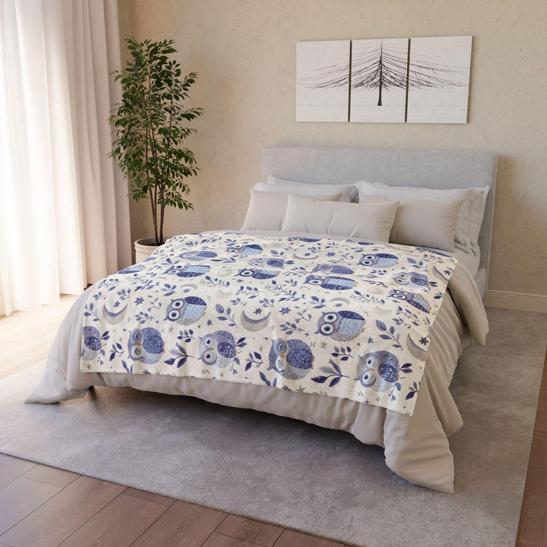 Celestial Owl Blanket Cute Pastel Moon and Stars Fleece Throw Blanket Floral Mystical Owl Lovers Christmas Gift Ideas for Family Friends 50" × 60"