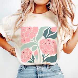 Cottagecore Floral Comfort Colors Shirt, Hydrangea Garden Boho T-Shirt, Retro Botanical Tee, Summer Flowers T Shirt Wildflower Lovers Gift