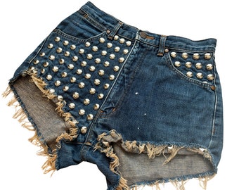 Jeans ronds à clous Jeans en denim style Distress Ourlet replié Short retravaillé taille 26 vintage