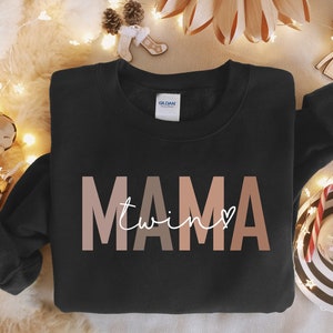 Camisa de mamá gemela, cuello redondo de mamá gemela por primera vez, suéter de mamá de gemelos, regalo de sudadera de mamá gemela unisex, regalo para la nueva mamá gemela futura